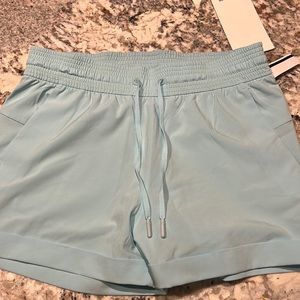 BNWT Lululemon Break Away Shorts